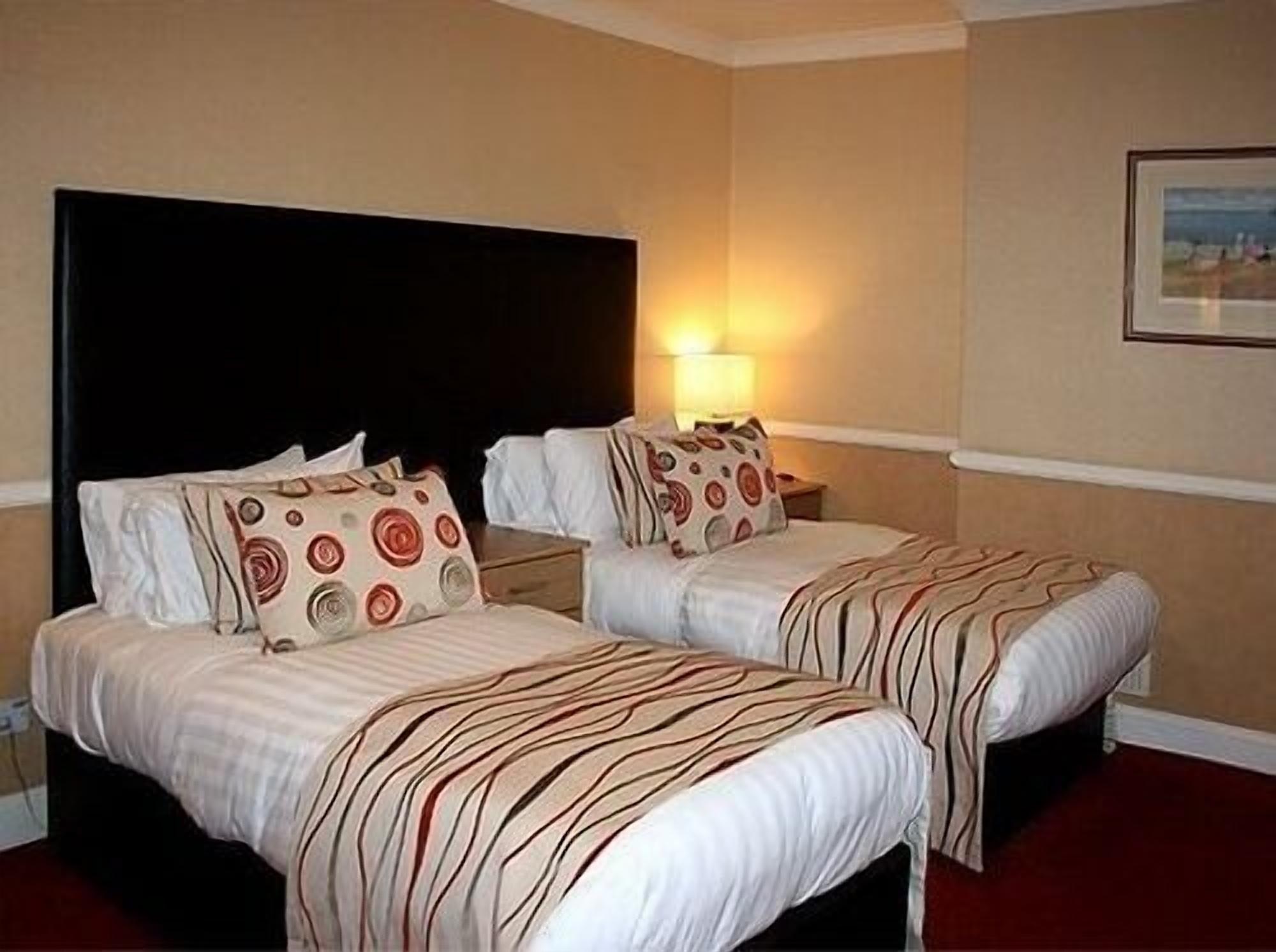 Dunkerley's And Restaurant 3*
